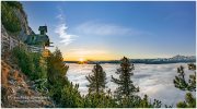 Stoderkircherl-16x9-6930-20-10-25, Paradies Ennstal, Thomas Hofer, Landschaft, Bild, Foto, Aufnahme, Ennstal, Luftbild, Imagetrailer, Schladming Dachstein, Ennstal Mitte, Ennstal West, Marktgemeinde Gröbming, Gemeinde Aich, Stoderzinken, Stoder, Stoderkircherl, Friedenskircherl, Herbst, Sonne, Sonnenaufgang, alle Bilder, Nebel, Aussicht, Kirche, Kapelle,