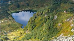 Hochrettelstein-3386-21-09-06, Paradies Ennstal, Thomas Hofer, Landschaft, Bild, Foto, Aufnahme, Ennstal, Luftbild, Imagetrailer, Schladming Dachstein, Ennstal Mitte, Hochrettelstein, Planneralm, Marktgemeinde Irdning-Donnersbachtal, Herbst, alle Bilder, Aussicht, Alm, Wolken, Gipfel, See, Wasser, Spiegelung, Wasserspiegelung, Plannersee