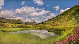 Lemperkarsee, Almrausch, Wolken, Putzentalalm