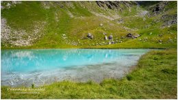 Seekarlsee-2537-20-08-22, Paradies Ennstal, Thomas Hofer, Landschaft, Bild, Foto, Aufnahme, Ennstal, Luftbild, Imagetrailer, Schladming Dachstein, Ennstal Mitte, Mittereck, Seekarsee, Seekarlsee, Gemeinde Sölk, Sommer, alle Bilder, Wasser, Alm, See, Wolken