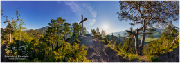 Freienstein_28x1_0180-Panorama_22-05-15, Paradies Ennstal, Thomas Hofer, Landschaft, Bild, Foto, Aufnahme, Ennstal, Luftbild, Imagetrailer, Schladming Dachstein, Ennstal Mitte, Freienstein, Gemeinde Michaelerberg-Pruggern, Marktgemeinde Gröbming, Frühling, Sonne, Sonnenaufgang, alle Bilder, Berg, Aussicht, Gipfelkreuz, Panoramabild