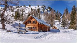 Galsterbergalm_16x9_8042_22-02-13, Paradies Ennstal, Thomas Hofer, Landschaft, Bild, Foto, Aufnahme, Ennstal, Luftbild, Imagetrailer, Schladming Dachstein, Ennstal Mitte, Gemeinde Michaelerberg-Pruggern, Galsterbergalm, Winter, alle Bilder, Alm, Almhütte, Hütte, Schnee