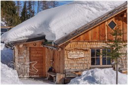 Galsterbergalm_16x9_8051_22-02-13, Paradies Ennstal, Thomas Hofer, Landschaft, Bild, Foto, Aufnahme, Ennstal, Luftbild, Imagetrailer, Schladming Dachstein, Ennstal Mitte, Gemeinde Michaelerberg-Pruggern, Galsterbergalm, Winter, alle Bilder, Alm, Almhütte, Hütte, Schnee