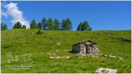 Hirterhuette-Lemperkarsee-16x9-2845, Paradies Ennstal, Thomas Hofer, Landschaft, Bild, Foto, Aufnahme, Ennstal, Luftbild, Imagetrailer, Schladming Dachstein, Ennstal Mitte, Lemperkarsee, Gemeinde Sölk, Sommer, alle Bilder, Alm, Almhütte, Hütte