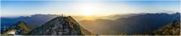 Rippeteck-Panorama-0001-5x1-13606x2721px-22-06-12, Paradies Ennstal, Thomas Hofer, Landschaft, Bild, Foto, Aufnahme, Ennstal, Luftbild, Imagetrailer, Schladming Dachstein, Ennstal West, Panoramabild, Rippeteck, Stadtgemeinde Schladming, Luftaufnahme, Frühling, Sonne, Sonnenaufgang, alle Bilder, Berg, Aussicht, Gipfelkreuz, Alm, Reiteralm