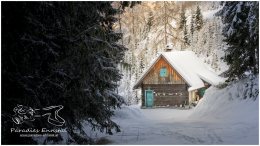 A1_4199-1, Paradies Ennstal, Thomas Hofer, Landschaft, Bild, Foto, Aufnahme, Ennstal, Luftbild, Imagetrailer, Schladming Dachstein, Ennstal Mitte, Gemeinde Michaelerberg-Pruggern, Winter, Sonne, alle Bilder, Schnee, Hütte