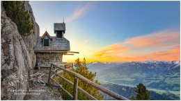 Friedenskircherl-16x9-17-3020-05-11, Paradies Ennstal, Thomas Hofer, Landschaft, Bild, Foto, Aufnahme, Ennstal, Luftbild, Imagetrailer, Schladming Dachstein, Ennstal Mitte, Ennstal West, Friedenskircherl, Stoderkircherl, Gemeinde Aich, Marktgemeinde Gröbming, 9 Plätze 9 Schätze, Frühling, Sonne Sonnenaufgang, alle Bilder, Morgenstimmung, Aussicht, Kirche, Kapelle