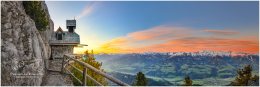 Friedenskircherl-Panorama-3x1-17532x5844px-17-3020-05-11, Paradies Ennstal, Thomas Hofer, Landschaft, Bild, Foto, Aufnahme, Ennstal, Luftbild, Imagetrailer, Schladming Dachstein,  Ennstal Mitte, Ennstal West, Panoramabild, Friedenskircherl, Stoderkircherl, Gemeinde Aich, Marktgemeinde Gröbming, 9 Plätze 9 Schätze, Frühling, Sonne Sonnenaufgang, alle Bilder, Morgenstimmung, Aussicht, Kirche, Kapelle