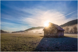 Gemeinde Sölk, Gemeinde Michaelerberg-Pruggern, Gemeinde Mitterberg-Sankt Martin, Ennstal Mitte, Tunzendorf, Herbst, Sonne, Sonnenaufgang, alle Bilder, Wiese, Nebel, Hütte, Paradies Ennstal, Thomas Hofer, Landschaftsfoto, Landschaftsbild, Landschaftsaufnahme, Foto, Bild, Aufnahme, Ennstal, Luftbild, Luftaufnahme, Drohnenfoto, Panoramabild, Panoramafoto, 360 Grad, Imagetrailer, Tunzendorf Sonnenaufgang 5847